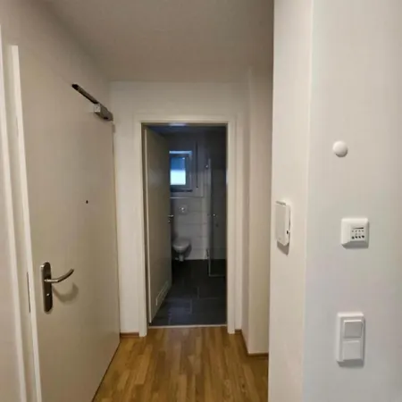 Max Apartment *
